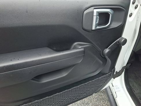 Used 2022 Jeep Wrangler Unlimited Sport AWD/4WD image 13