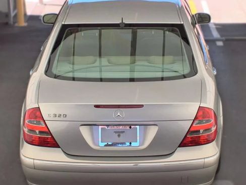 Used 2005 Mercedes-Benz E 320 Sedan w/ Sunroof Pkg image 6