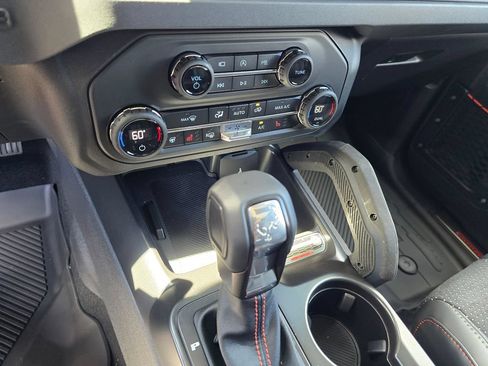 New 2026 Ford Bronco Raptor AWD/4WD image 22