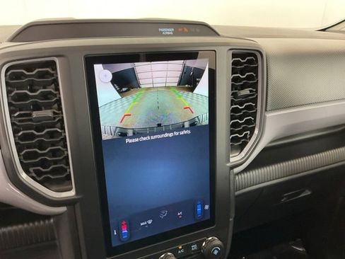 Used 2025 Ford Ranger XL w/ Trailer Tow Package image 19