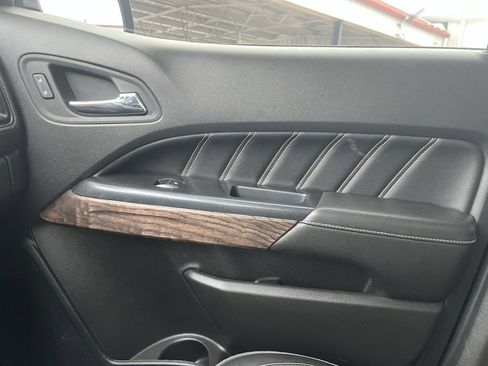 Used 2021 GMC Canyon Denali image 27