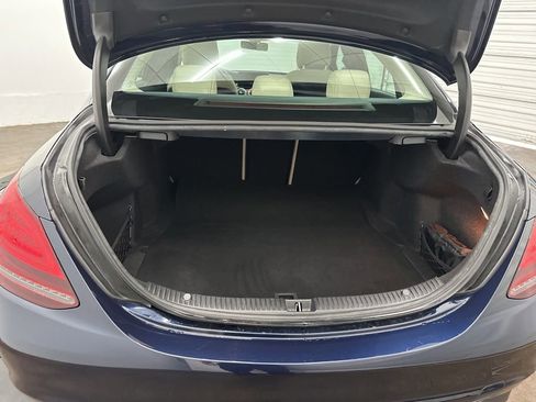 Used 2019 Mercedes-Benz C 300 Sedan image 27