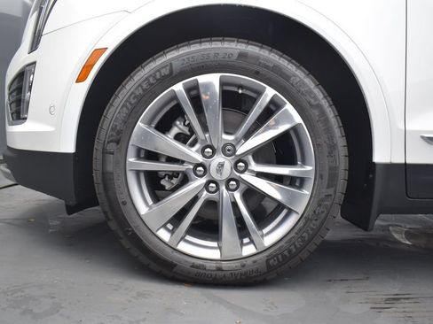 New 2026 Cadillac XT5 Premium Luxury w/ Driver Assist Package AWD/4WD image 8