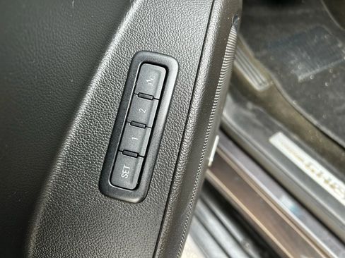 Used 2018 Chevrolet Tahoe LT image 24