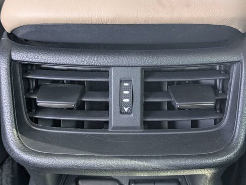 Used 2019 Lexus ES 350 w/ Premium Package FWD image 16