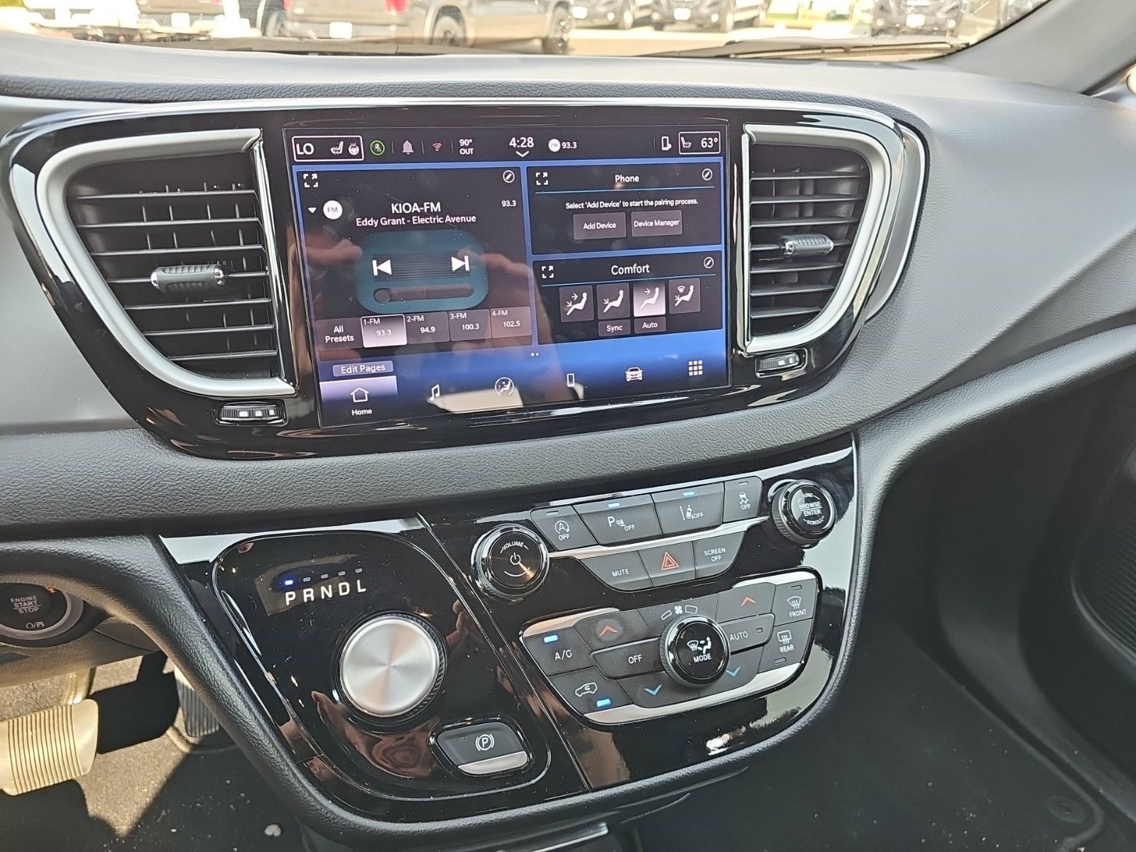 Used 2025 Chrysler Pacifica Select FWD image 20
