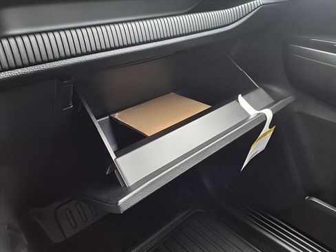 Used 2025 Ford Ranger XL image 25