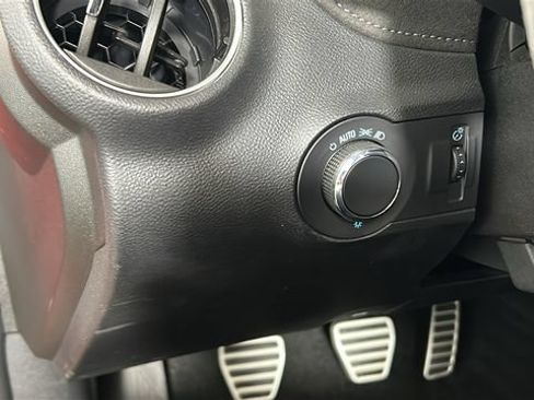 Used 2015 Chevrolet Camaro Z/28 RWD image 19