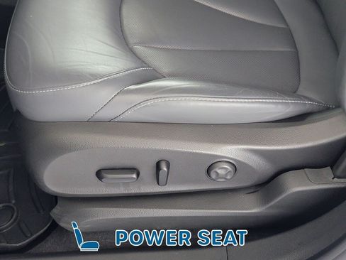 Used 2020 Buick Envision Essence FWD image 15