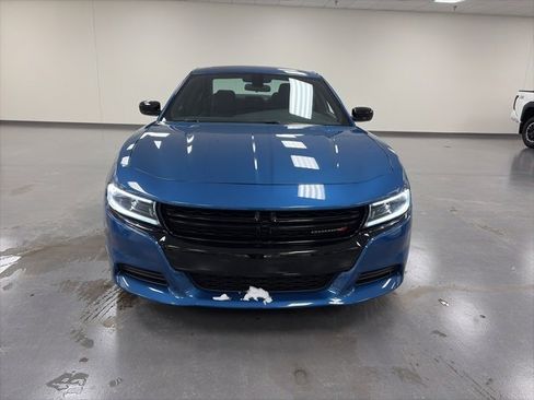 Used 2023 Dodge Charger SXT w/ Blacktop Package image 2