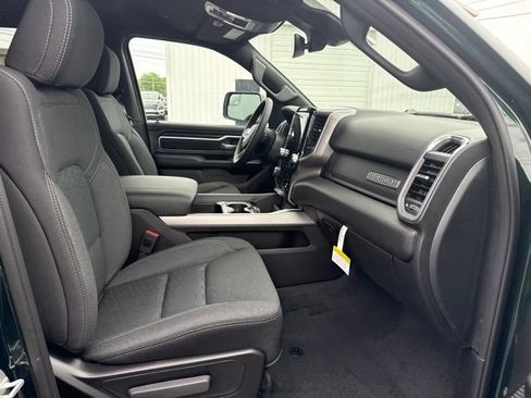 Used 2026 RAM 1500 Big Horn AWD/4WD image 33