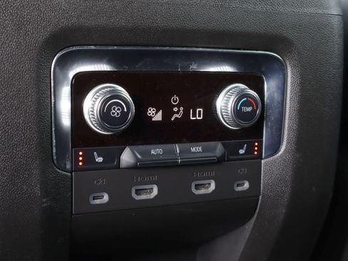 Used 2022 GMC Yukon SLT w/ SLT Premium Package RWD image 38