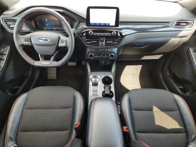 Used 2025 Ford Escape ST-Line Select AWD/4WD image 27
