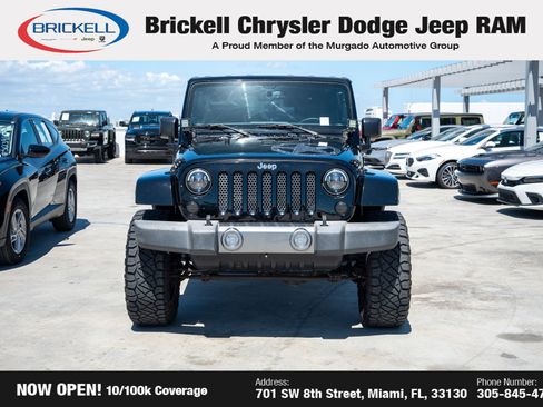 Used 2015 Jeep Wrangler Unlimited Sport image 2