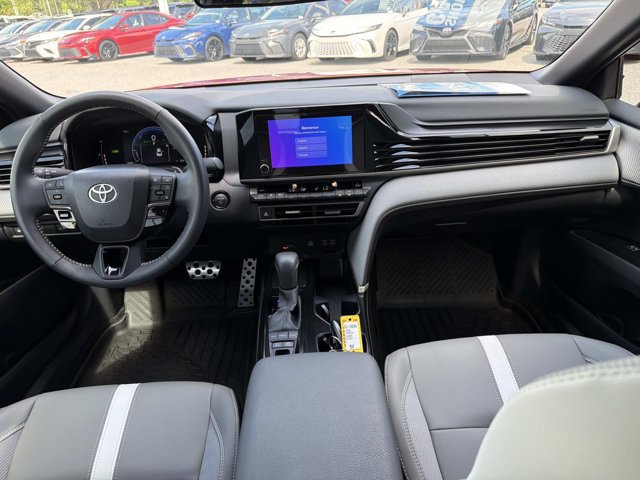 Used 2026 Toyota Camry SE FWD image 21