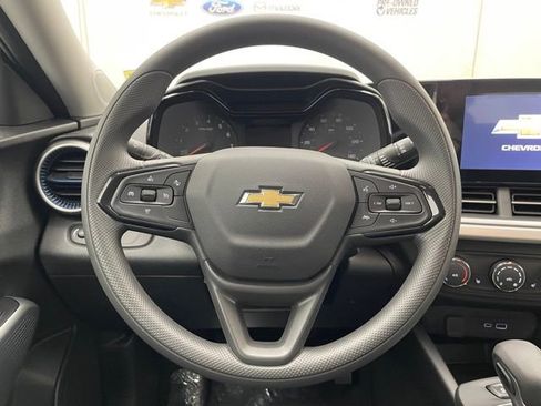 New 2026 Chevrolet Trax LS w/ LS Convenience Package image 10