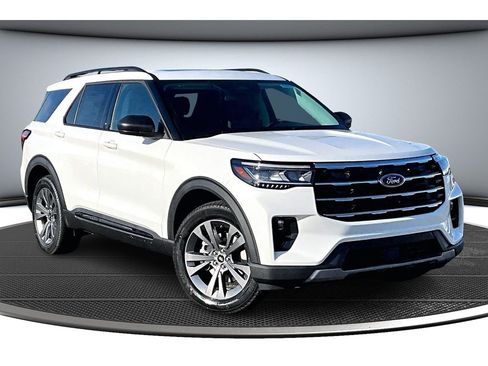 New 2026 Ford Explorer Active w/ Active Comfort Package image 32