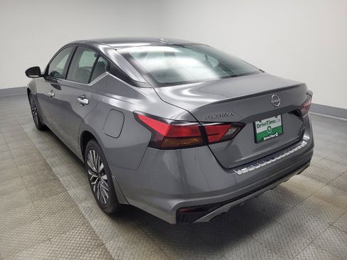 Used 2023 Nissan Altima 2.5 SV w/ SV Premium Package image 5