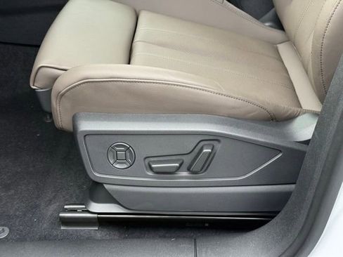 New 2025 Audi Q5 Premium Plus image 8