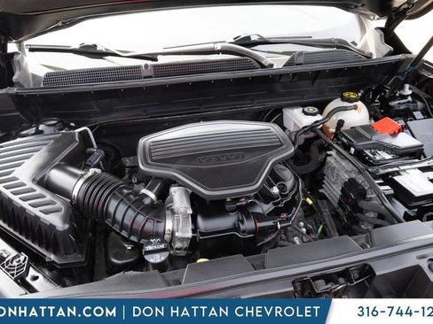 Used 2023 GMC Acadia SLT AWD/4WD image 30