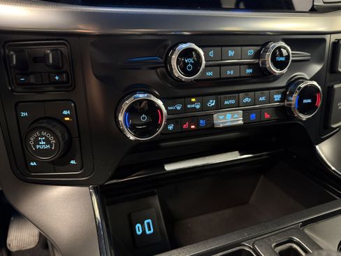 Used 2024 Ford F150 Lariat w/ Bed Utility Package image 13