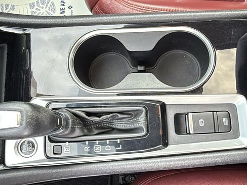 Certified 2021 Nissan Altima 2.5 SV w/ SV Premium Package image 17