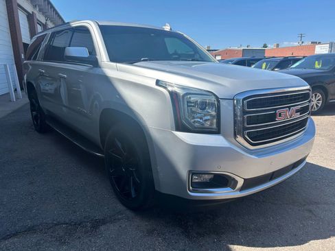 Used 2016 GMC Yukon XL SLT w/ Open Road Package image 7