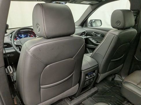 Used 2023 Chevrolet Traverse High Country w/ LPO, Floor Liner Package AWD/4WD image 22