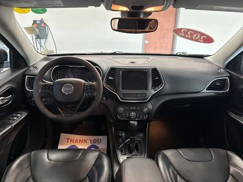 Used 2022 Jeep Cherokee Trailhawk w/ Premium Leather Package AWD/4WD image 47