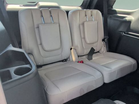 Used 2018 Ford Explorer Limited w/ Equipment Group 301A FWD image 43