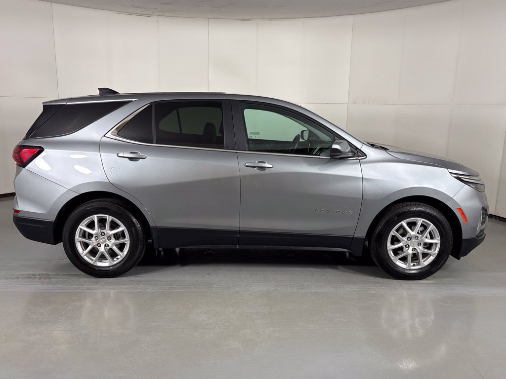Used 2024 Chevrolet Equinox LT FWD image 9