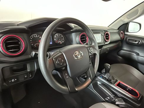 Used 2019 Toyota Tacoma SR w/ SR Convenience Package AWD/4WD image 13