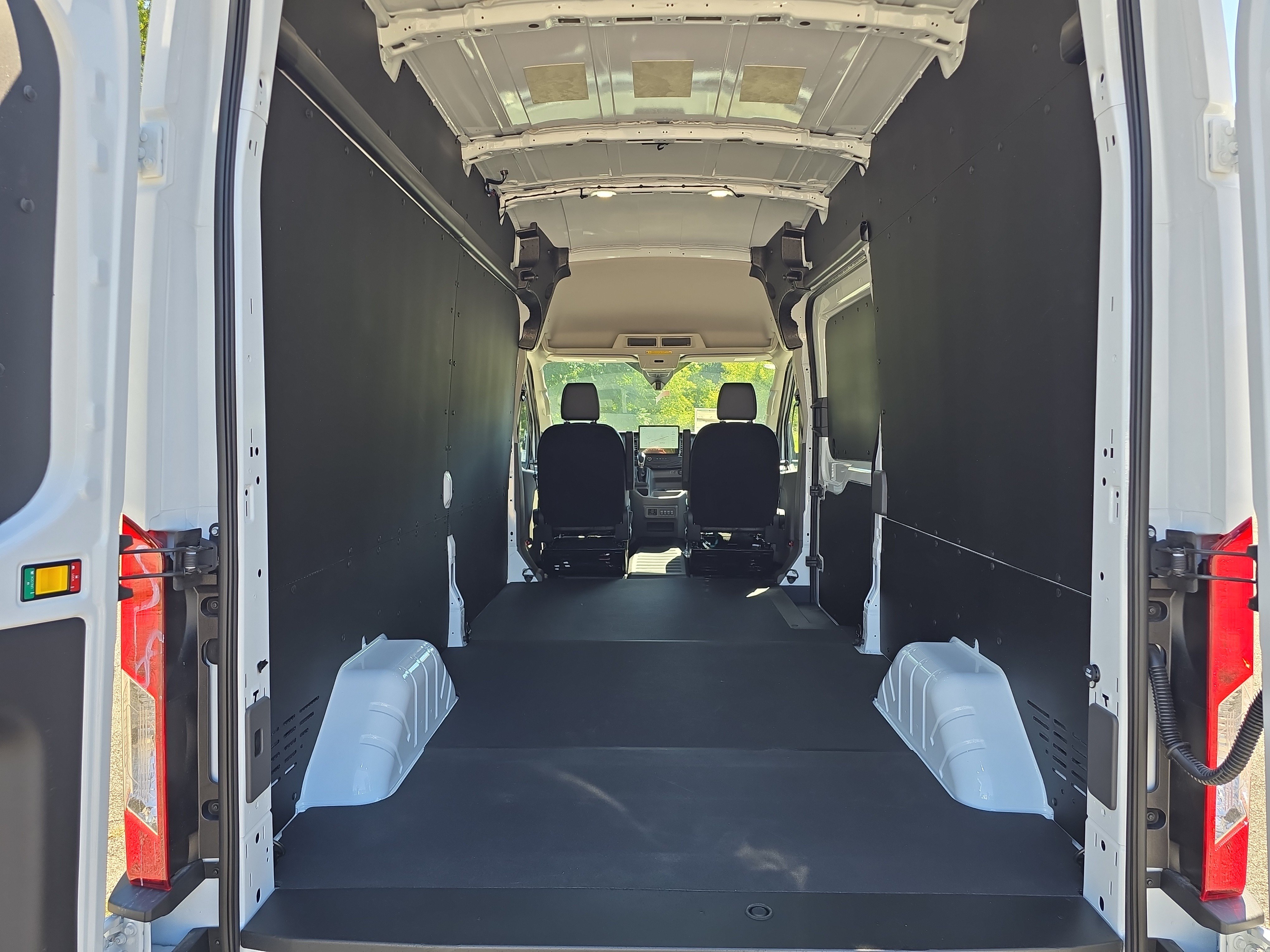 New 2026 Ford Transit 350 148 High Roof RWD image 26