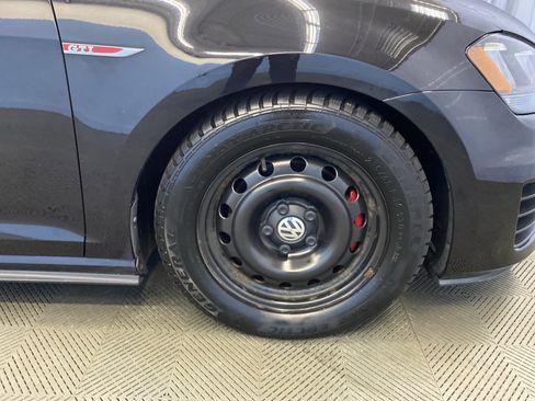 Used 2015 Volkswagen GTI S image 43