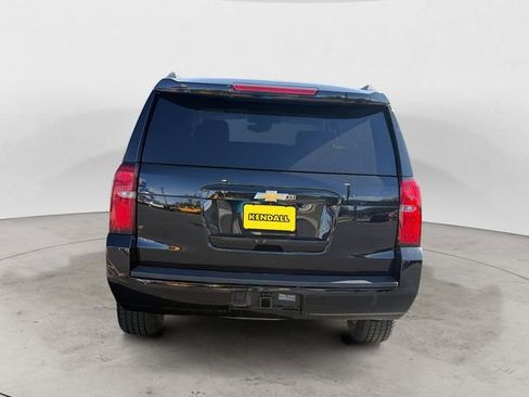 Used 2018 Chevrolet Suburban LT AWD/4WD image 4