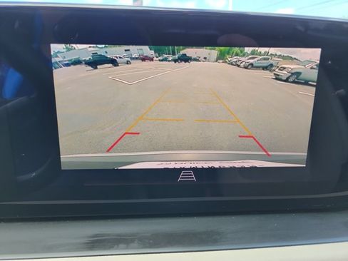 Used 2024 Buick Encore GX Preferred w/ Comfort Package FWD image 19