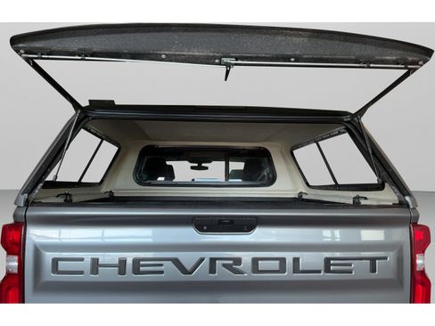 Used 2021 Chevrolet Silverado 1500 RST w/ Convenience Package II AWD/4WD image 33