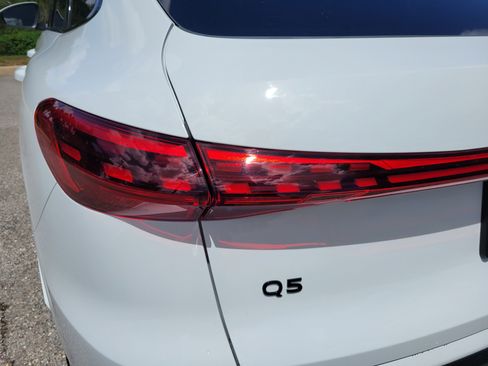 New 2026 Audi Q5 Premium AWD/4WD image 10
