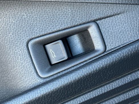 Certified 2021 Volkswagen ID.4 1st Edition image 29