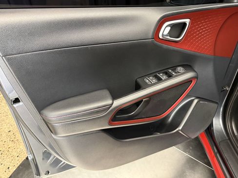Used 2020 Kia Soul GT-Line Turbo FWD image 20