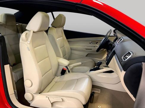 Used 2016 Volkswagen Eos Komfort FWD image 9