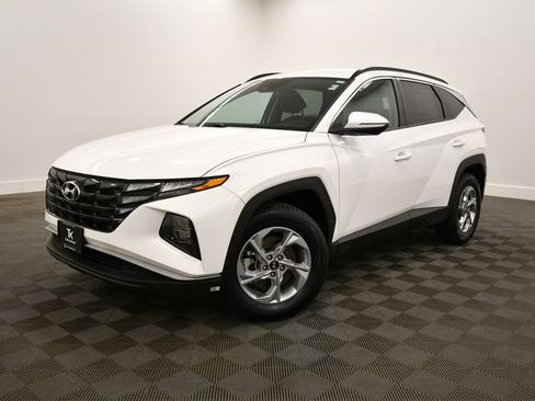 Used 2023 Hyundai Tucson SEL AWD/4WD image 2