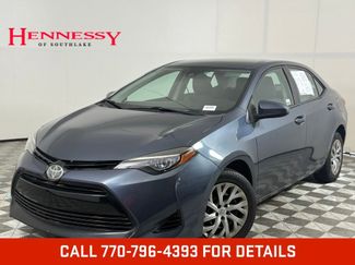 Used 2017 Toyota Corolla LE image 1