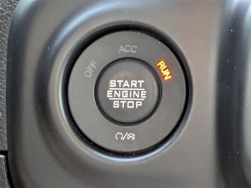 Used 2021 Jeep Wrangler Unlimited Rubicon w/ Trailer Tow Package image 37