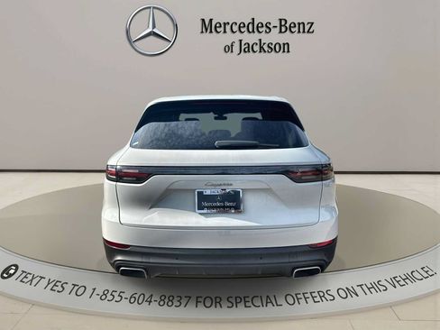 Used 2021 Porsche Cayenne AWD/4WD image 4
