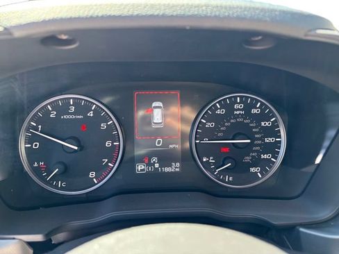 Certified 2025 Subaru Forester Premium AWD/4WD image 14