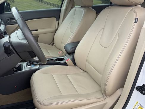 Used 2011 Ford Fusion SEL FWD image 27