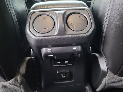 Used 2023 Jeep Wrangler Sahara w/ Cold Weather Group image 12