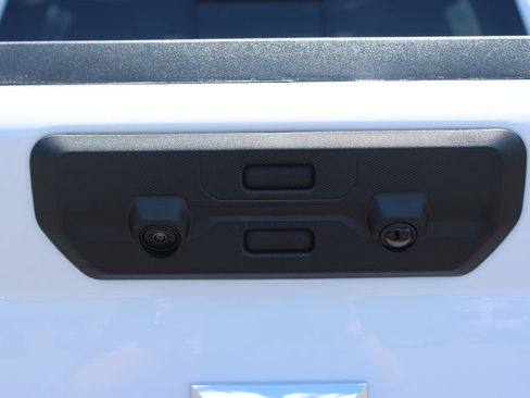 New 2026 Chevrolet Silverado 1500 ZR2 AWD/4WD image 16