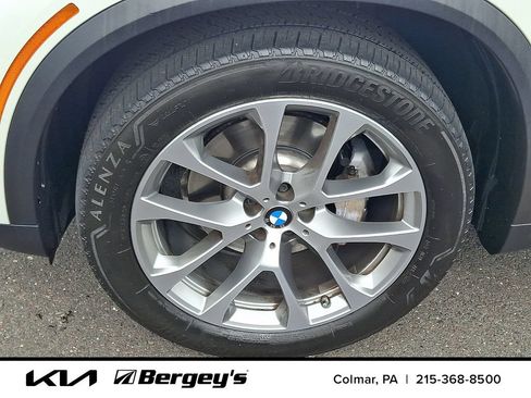 Used 2021 BMW X5 xDrive40i w/ Convenience Package AWD/4WD image 10